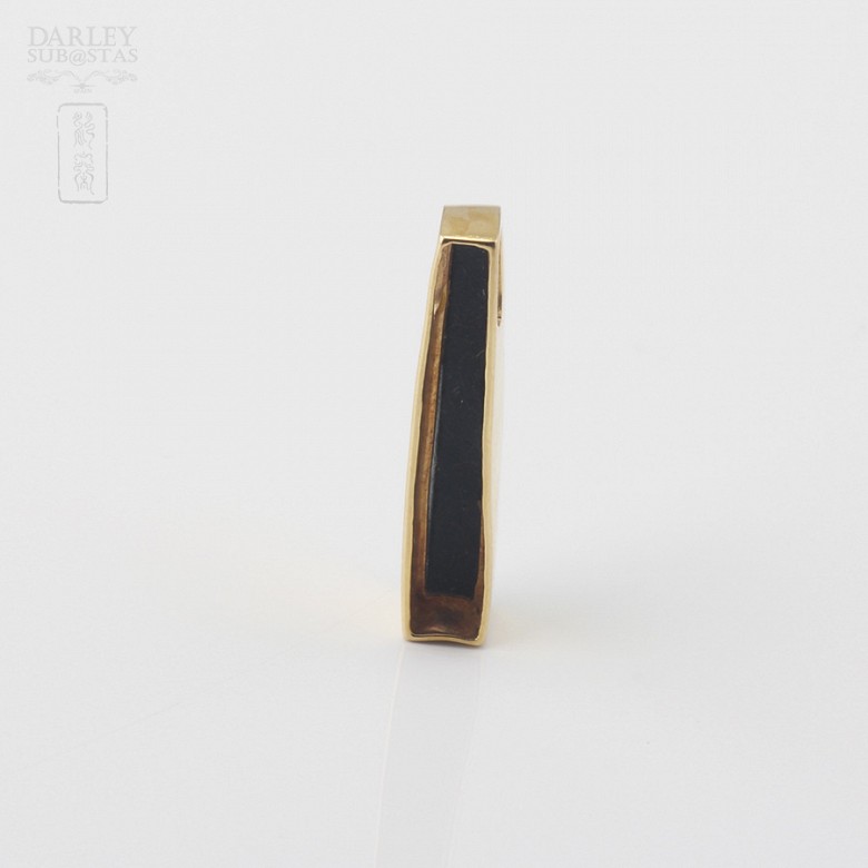 Pendant in 18k yellow gold and onyx - 1