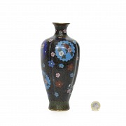 Cloisonne lobed vase, 19th - 20th century