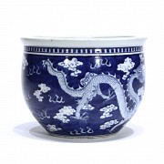Flowerpot decorated with a dragon, 20th century