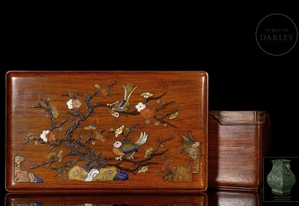 Caja con tapa de madera tallada de Huanghuali, dinastía Qing