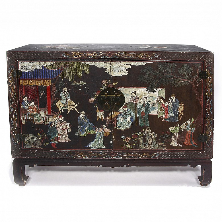 Chinese sideboard in lacquered wood, Qing dynasty.