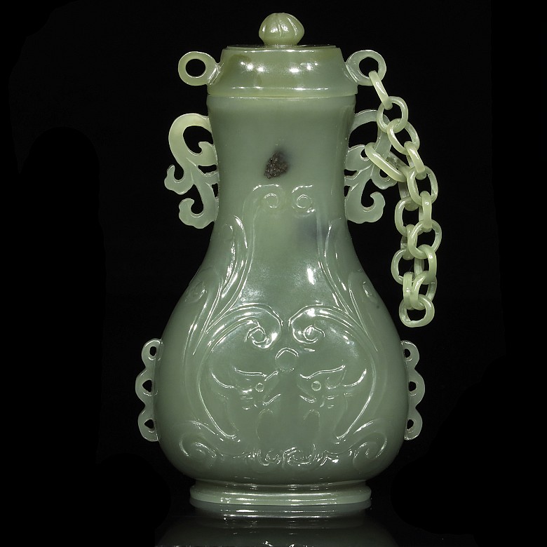 Carved jade vase, early 20th century