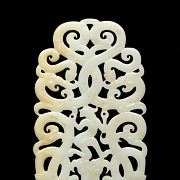 Placa calada de jade blanco, dinastía Han occidental