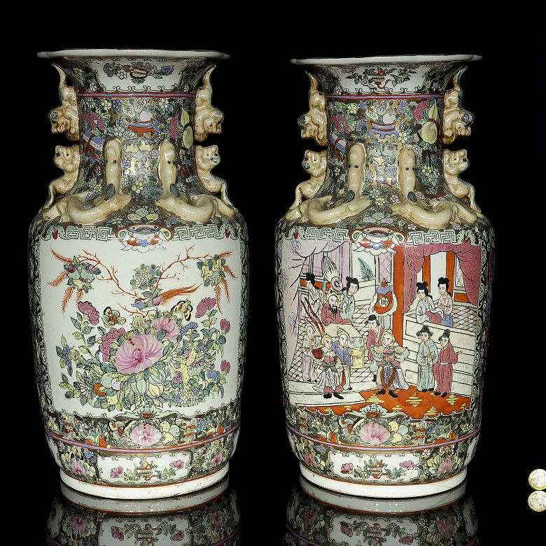 Pair of vases, Canton, 20th century