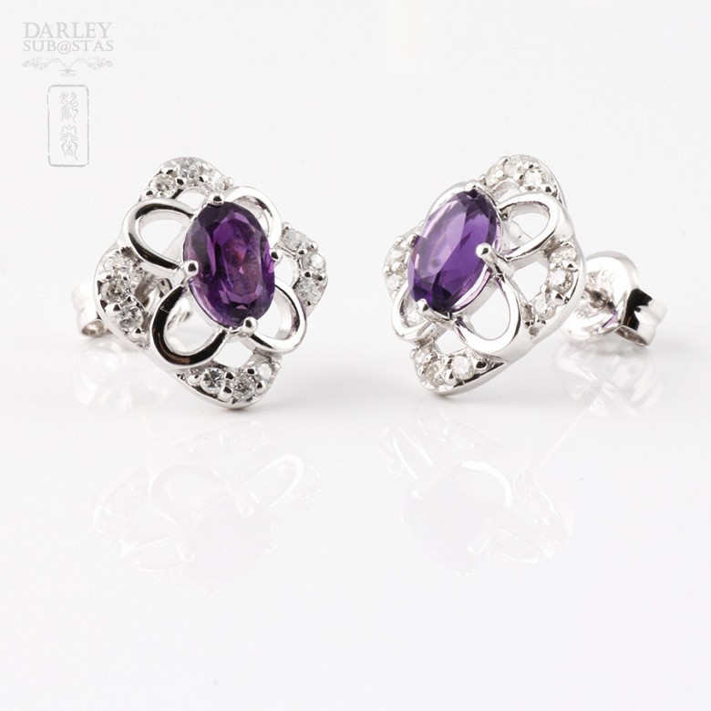 Earrings in 18k white gold with 0.98cts  amethyst and diamonds