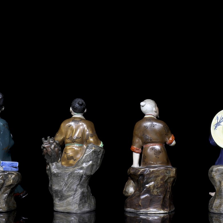 Four ceramic figures, mid-20th century