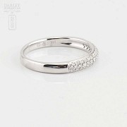 18k white gold ring with diamonds - 2