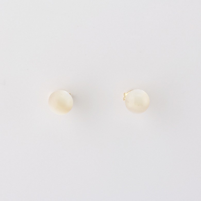 Earrings natural natural nacre in 18k yellow gold - 1