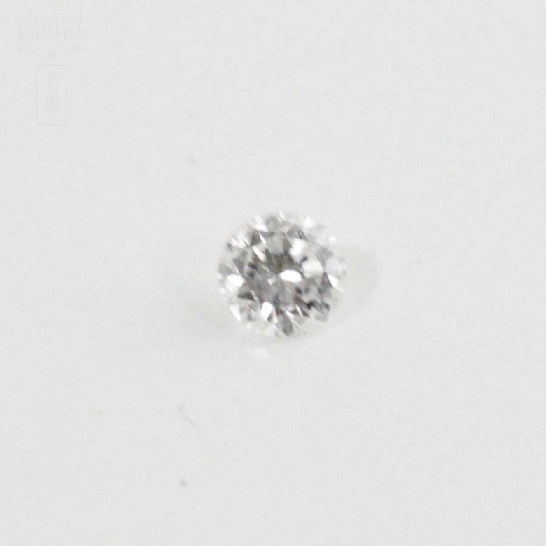 Natural diamante 0.12 cts de peso, en talla brillante.
