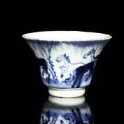 Small porcelain cup, blue and white, Qing dynasty