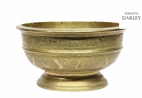Indonesian brass bowl, 19th-20th century