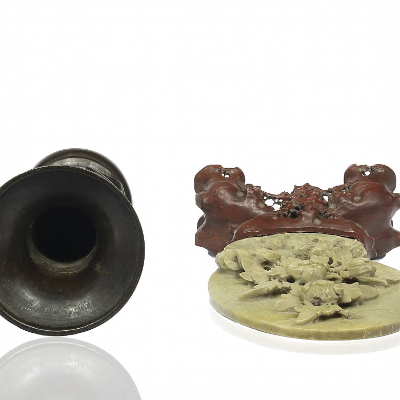 Two decorative objects, bronze and stone, 20th century