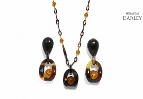 Amber necklace and earrings set