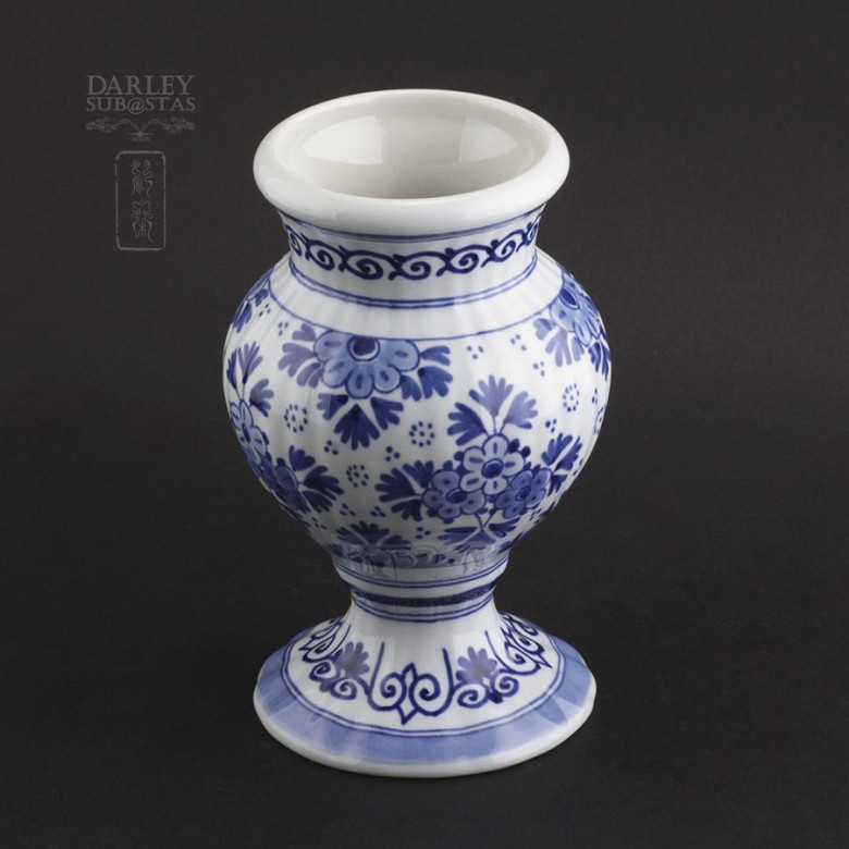 Royal Delft vase - 1