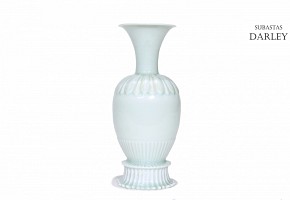 A Qingbai ceramic vase, Hutian, Southern Song dynasty (1127 - 1279)