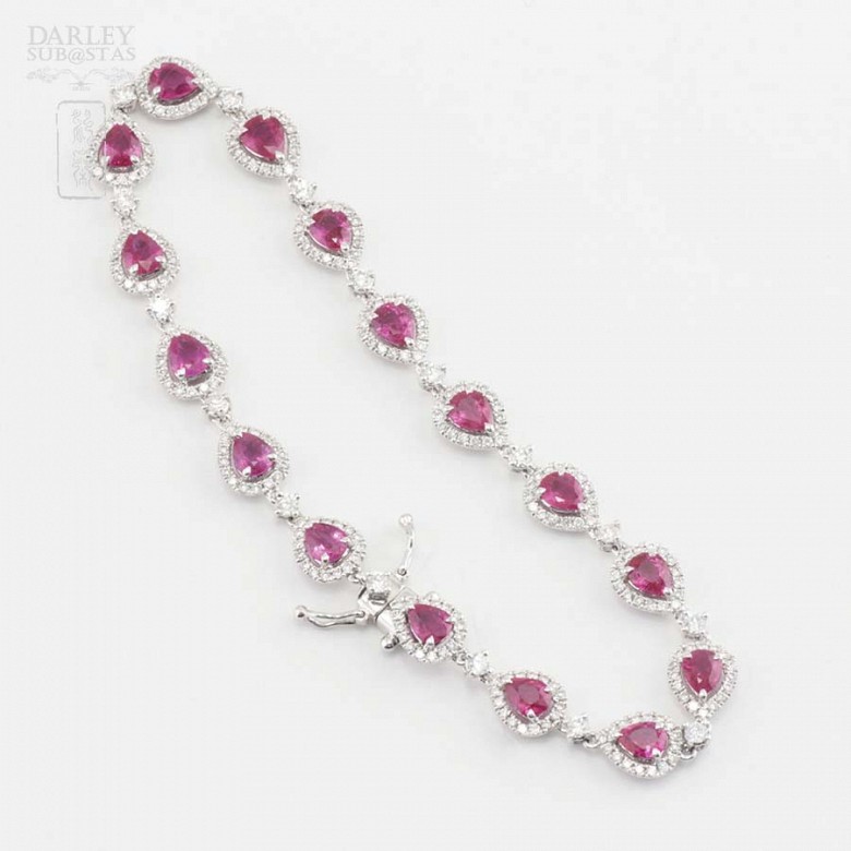18k white gold bracelet with rubies and diamonds. - 12