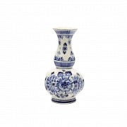 Jarrón de porcelana holandesa, azul y blanco, Delft, s.XX