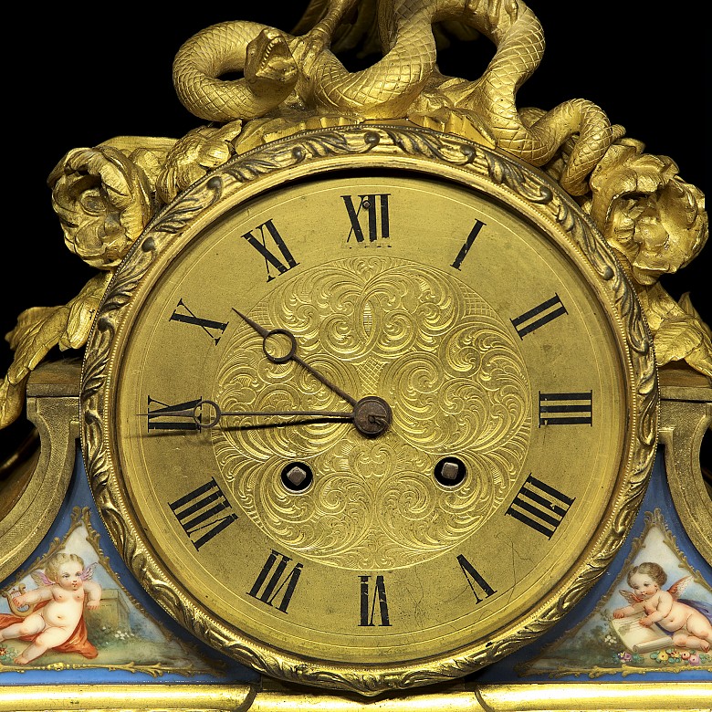 Mantel clock in bronze and porcelain, France, 19th century. - 6