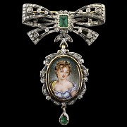 Elizabethan style, diamond and emerald pendant brooch