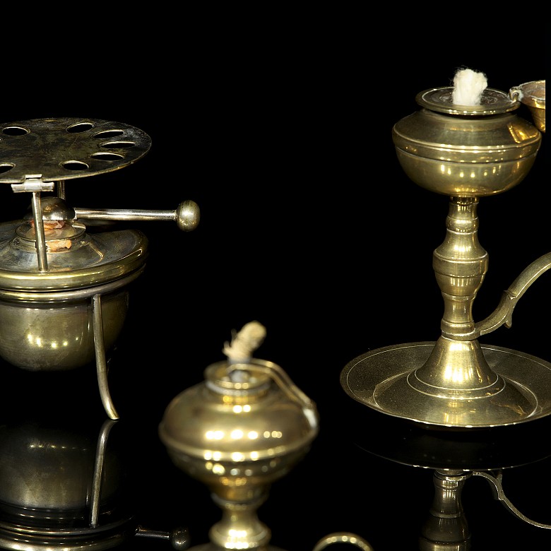 Set of eight brass utensils, 19th - 20th century - 1
