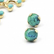 18k yellow gold bracelet and earrings with natural turquoise.