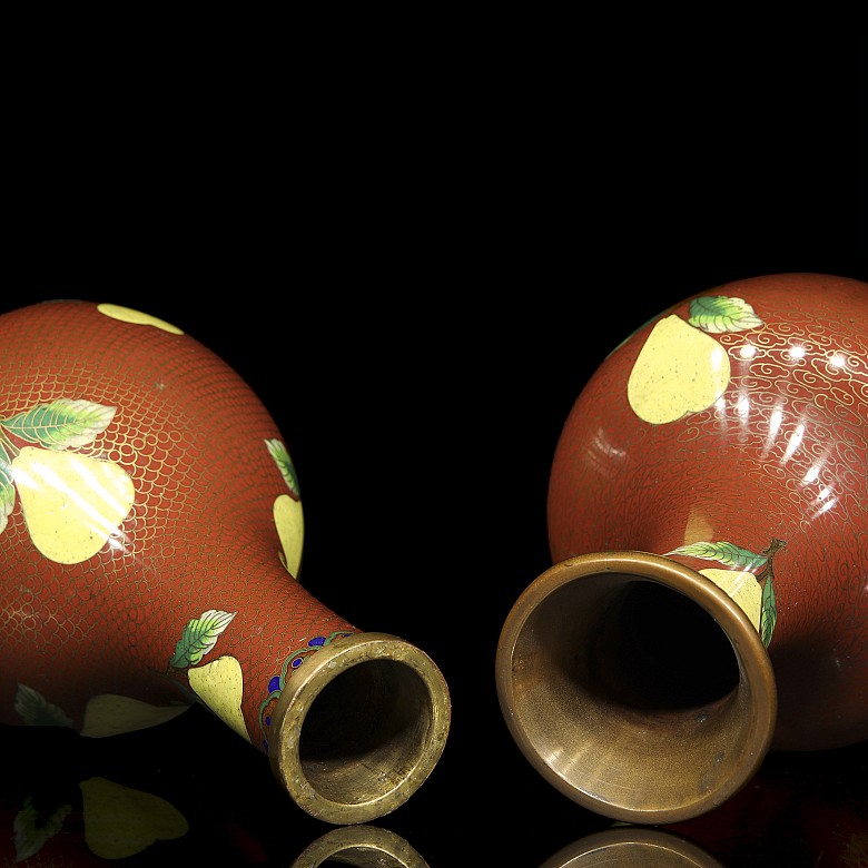 Two cloisonné vases, China, 20th century - 4