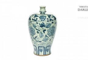 Meiping shaped vase, 20th century