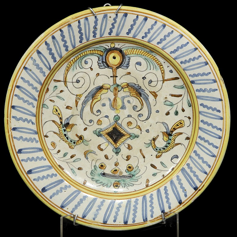 Italian majolica plate, glazed ceramic with birds, 19th c. - 1