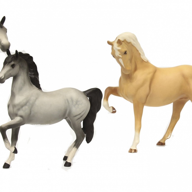Set of four porcelain horses, Beswick England, 20th century