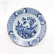 一组三件 清代十八世紀中国花卉蓝瓷盆 - 5