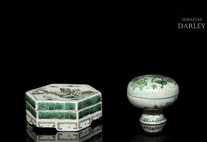 Enamelled porcelain boxes, China, 20th century