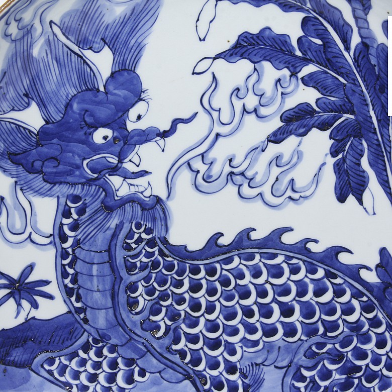 Large porcelain plate with Qilin, 20th century