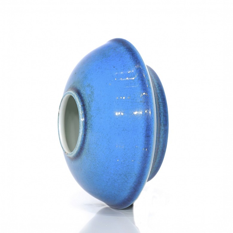 Blue glazed porcelain bowl, Yongzheng mark