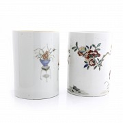 Two glazed porcelain vessels, Qing dynasty.