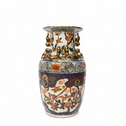 Chinese Porcelain Vase, 20th century