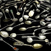 Colección de cucharillas de plata decorativas, S.XX