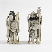 Two figures of Japanese ivory - 1