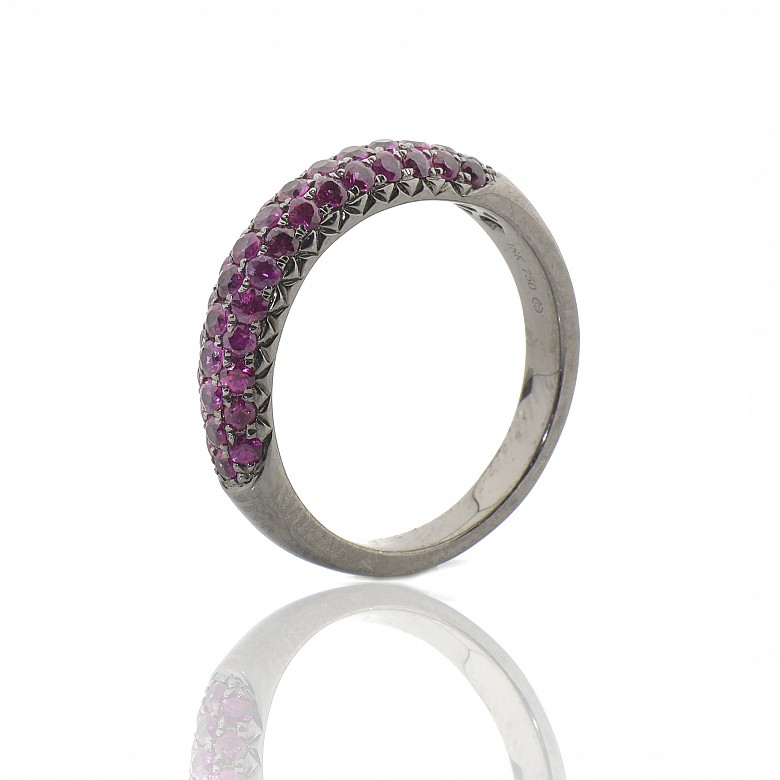 Ring in 18k black gold and rubies