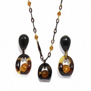 Amber necklace and earrings set