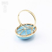 18k yellow gold ring with turquoise.