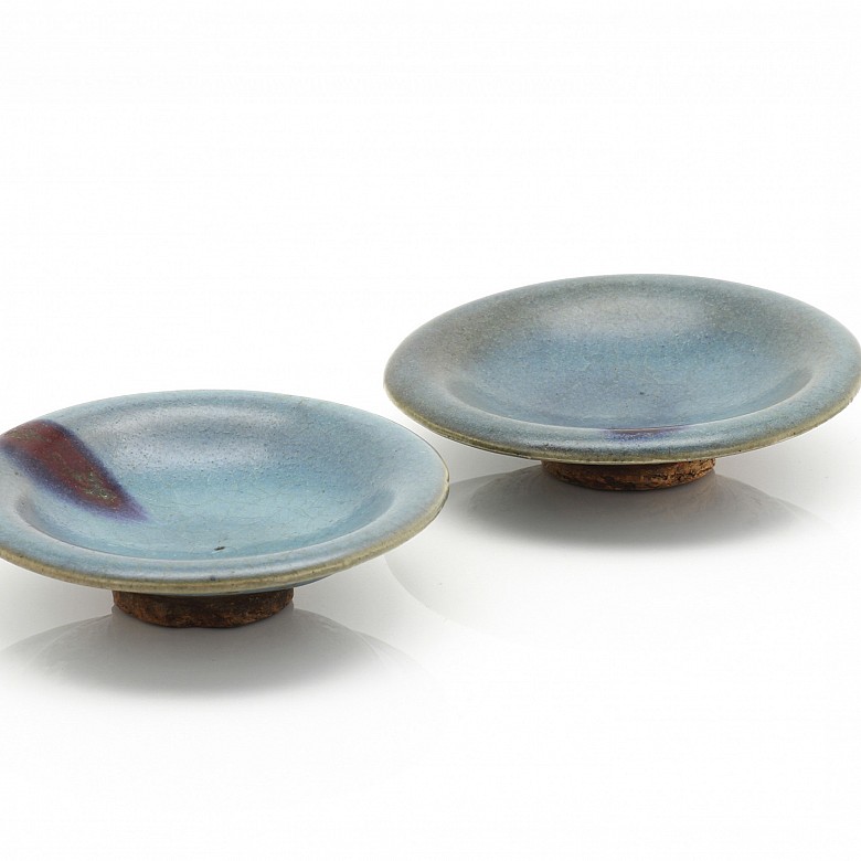 Pareja de pequeños platos de cerámica vidriada, Junyao, Jin/Yuan (1279-1368)