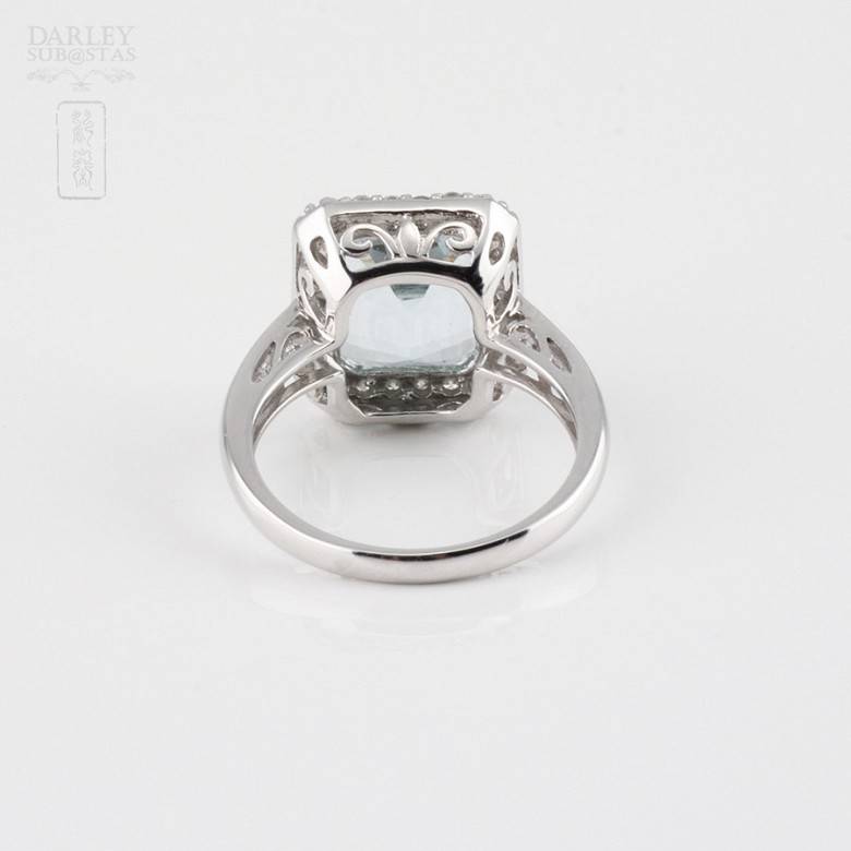 Precioso anillo  Aguamarina 3.96cts y diamantes de 18k - 2