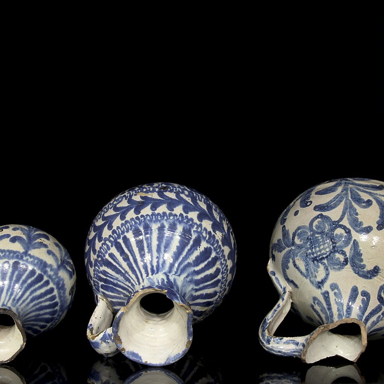 Tres jarras de cerámica de Fajalauza, S.XIX