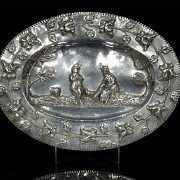 Bandeja de plata, con marcas de austria, pps.S.XIX