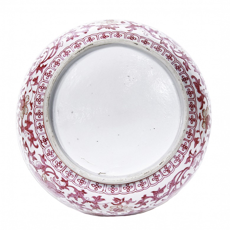 Enameled porcelain tureen, Qing dynasty, 19th century