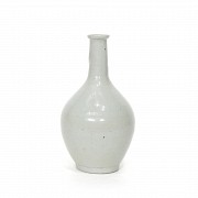 Glazed ceramic vase, Qing Dynasty.