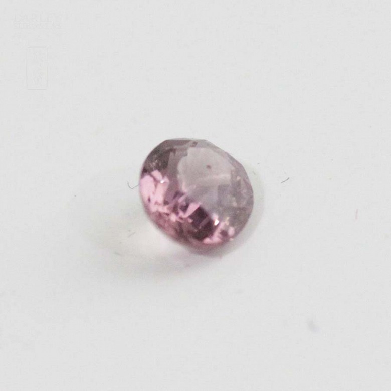 adparadscha sapphire in oval size, weight 2.61cts, - 2