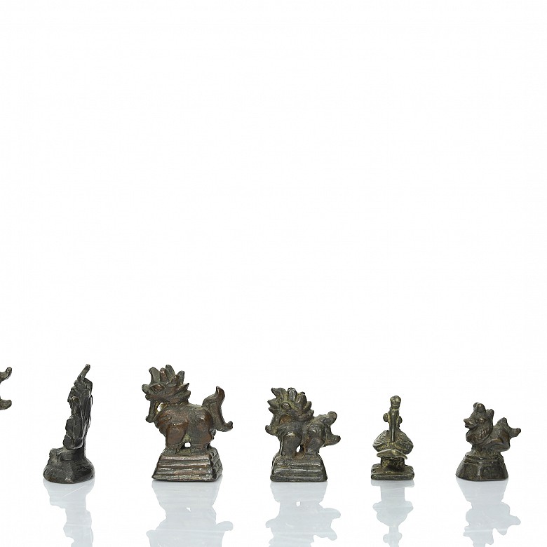 Lot of seven small bronze figures, 19th - 20th century