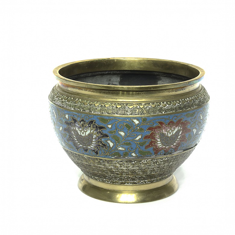 Bronze bowl with an enameled border, 20th century - 1
