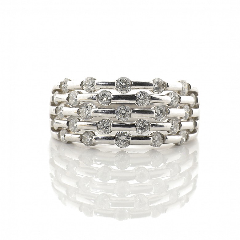 Ring in 18k white gold and diamonds - 1